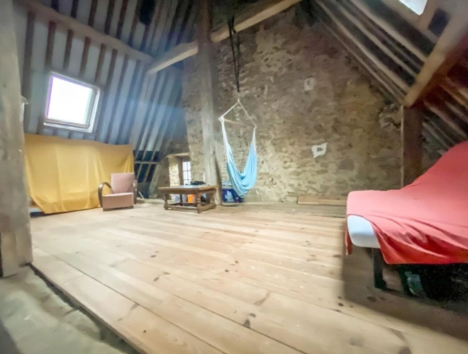 Photos 15 - Prestige - Prieuré du XVe siècle comportant un manoir, une maison d'habitation et une grange