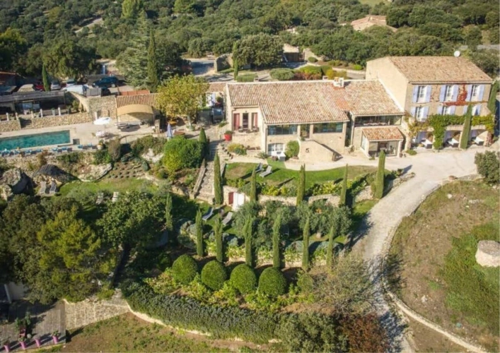 Photos 1 - Prestige - Un Domaine d'Exception au Coeur du Luberon