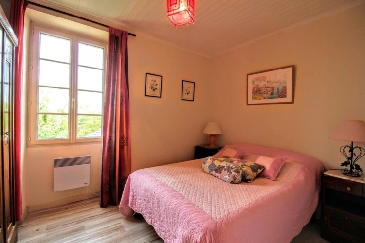 Photos 6 - Touristique - Ensemble en pierre avec gîte - Charme, potentiel et douceur de vie dans un village du Quercy Blanc