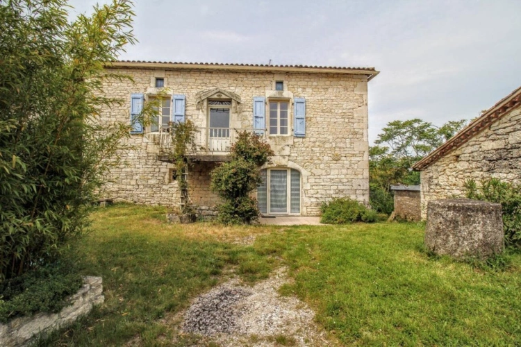 Photos 17 - Touristique - Ensemble en pierre avec gîte - Charme, potentiel et douceur de vie dans un village du Quercy Blanc