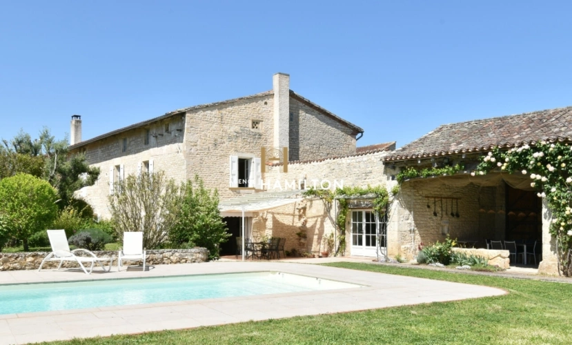 Photos 1 - Rurale - SUBLIME MAISON DE MAITRE AVEC BELLES DEPENDANCES