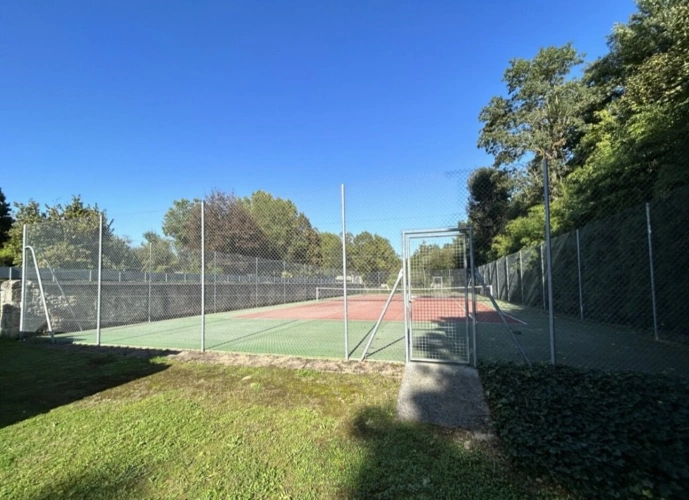 Photos 3 - Prestige - Magnifique Logis Ancien Rénové avec Piscine Intérieure, Court de Tennis et Jardins Clos de Murs