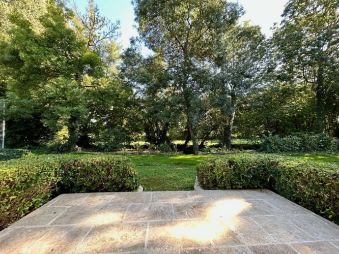 Photos 15 - Prestige - Magnifique Logis Ancien Rénové avec Piscine Intérieure, Court de Tennis et Jardins Clos de Murs