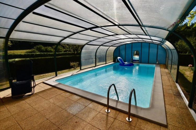 Photos 2 - Prestige - Propriété de village magnifiquement présentée avec jardins paysagers et piscine