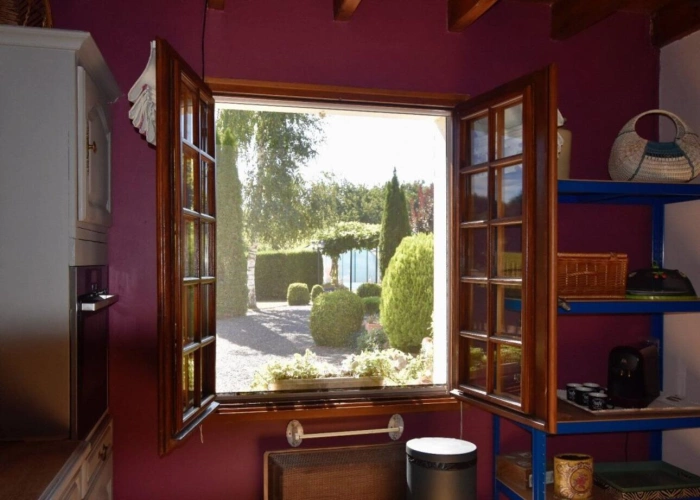Photos 9 - Prestige - Propriété de village magnifiquement présentée avec jardins paysagers et piscine