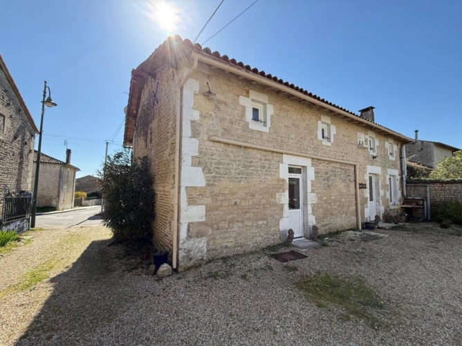 Photos 17 - Prestige - Propriété de village traditionnelle d'un excellent rapport qualité-prix avec gîtes et grand terrain