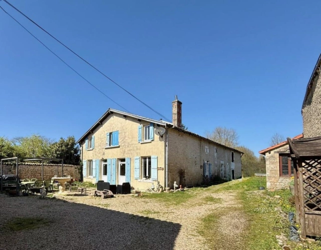Photos 18 - Prestige - Propriété de village traditionnelle d'un excellent rapport qualité-prix avec gîtes et grand terrain