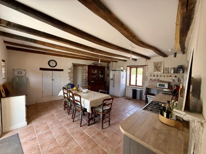 Photos 8 - Prestige - Magnifique propriété de caractère en pierre avec granges, piscine et terrain
