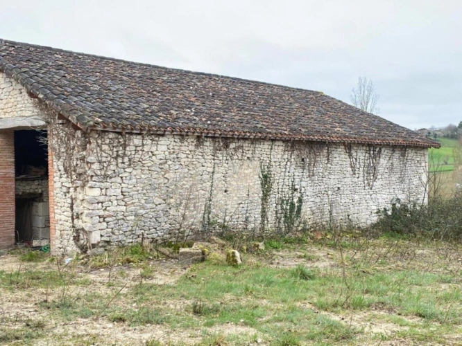Photos 8 - Rurale - Grange en pierre à rénover avec 1 hectare de terrain Saint-Paul-Flaugnac