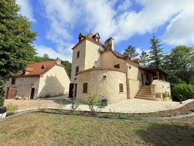 Photos 1 - Prestige - Propriété rare du XVIe siècle