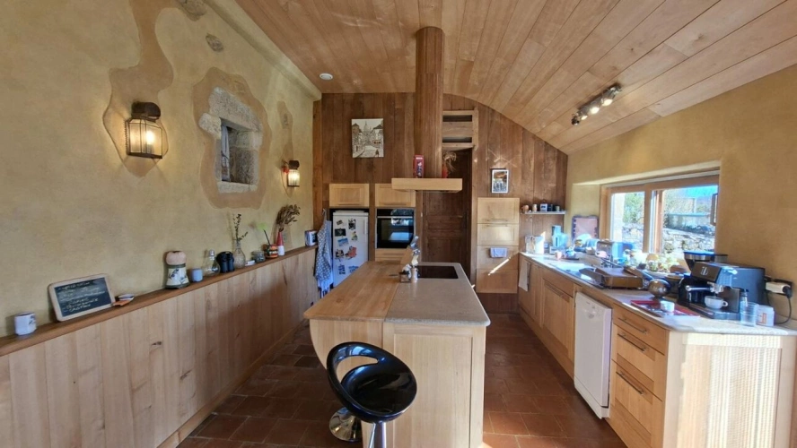 Photos 7 - Équestre - Coup de coeur assuré pour cet ensemble immobilier d'exception !