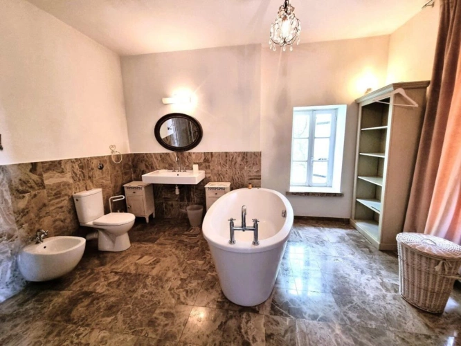 Photos 9 - Prestige - Maison de Maître classique de 6 chambres, rénovée avec goût, jardin, piscine et historique de location de vacances réussi
