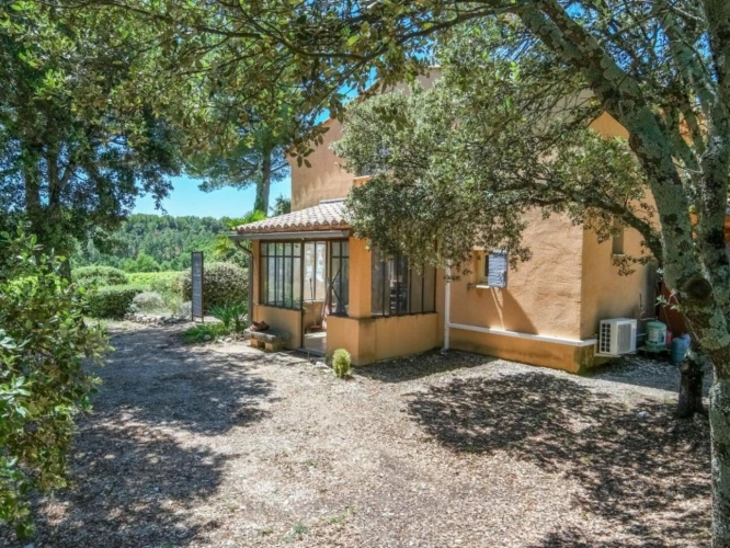 Photos 18 - Prestige - Maison de campagne avec piscine + 2 gîtes chacun avec basin privatif