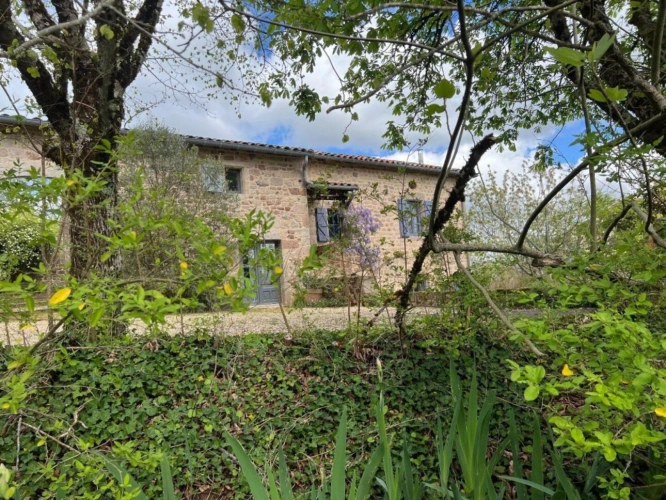 Photos 7 - Rurale - Maison de campagne avec gite et appartement - 265 m² - piscine - 1,5 ha - Vaour (Tarn)