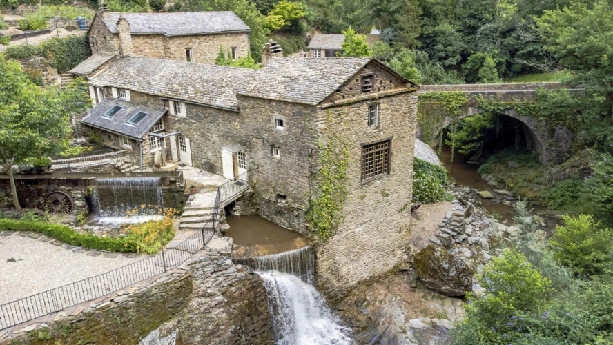 Photos 1 - Touristique - Moulin à eau historique restauré avec maison d'amis, piscine et rivière - Sud-Ouest de la France