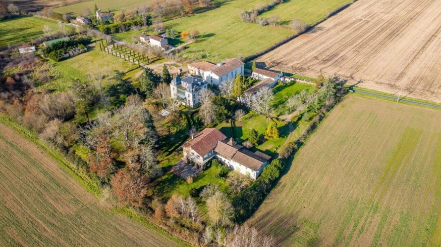 Photos 1 - Prestige - CHATEAU, SALLES DE RECEPTION ET HOTEL - PARC 2,5HA - ALBI