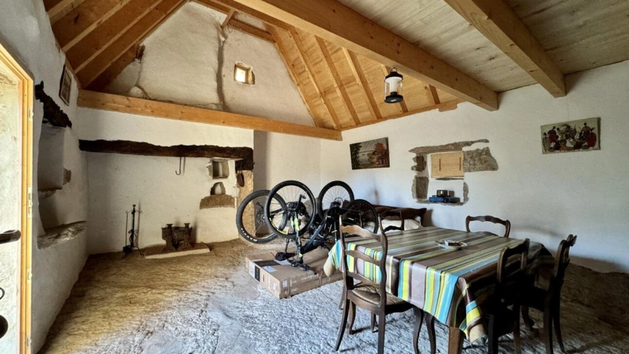 Photos 14 - Rurale - Maison + piscine + dépendance + 4ha