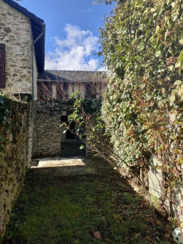 Photos 2 - Prestige - Grande maison de village du 18 ° avec jardin