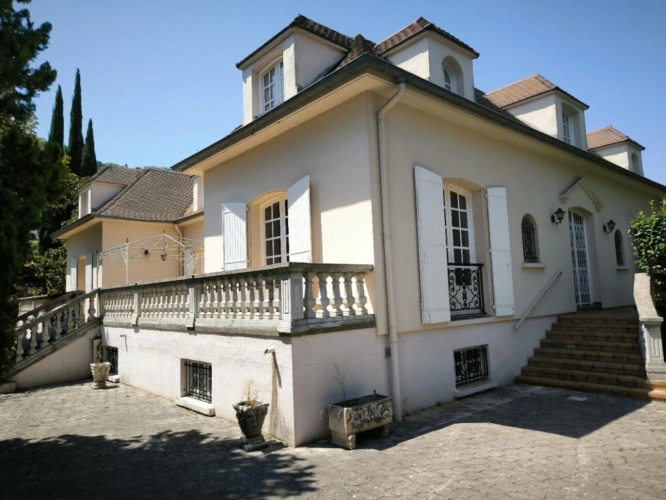 Photos 1 - Prestige - Maison Ile de France de qualité . Jardin clos . Foix
