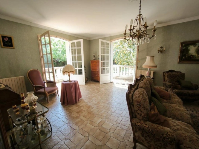 Photos 2 - Prestige - Maison Ile de France de qualité . Jardin clos . Foix