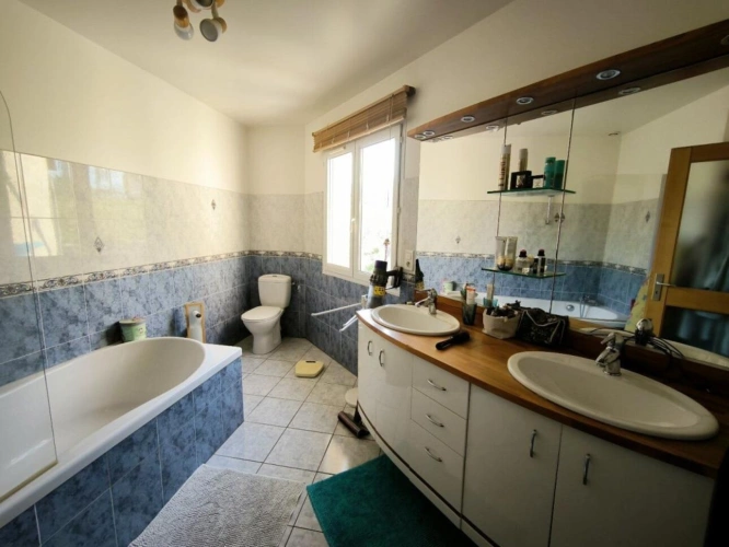 Photos 11 - Rurale - Jolie maison d'architecte face aux Pyrénées . 12910 M2
