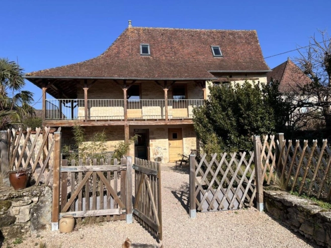 Photos 2 - Prestige - Enclos en Pierres: Maison + Gîte + Dependance