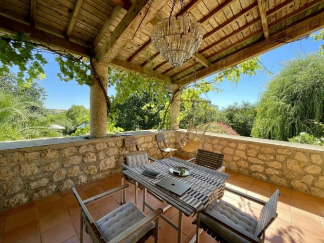 Photos 5 - Prestige - Maison de maître avec 6 chambres, piscine, jardin et vue panoramique