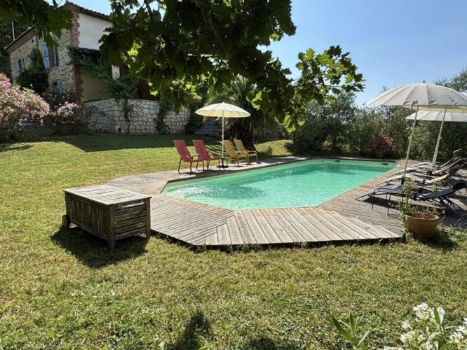 Photos 9 - Prestige - Maison de maître avec 6 chambres, piscine, jardin et vue panoramique