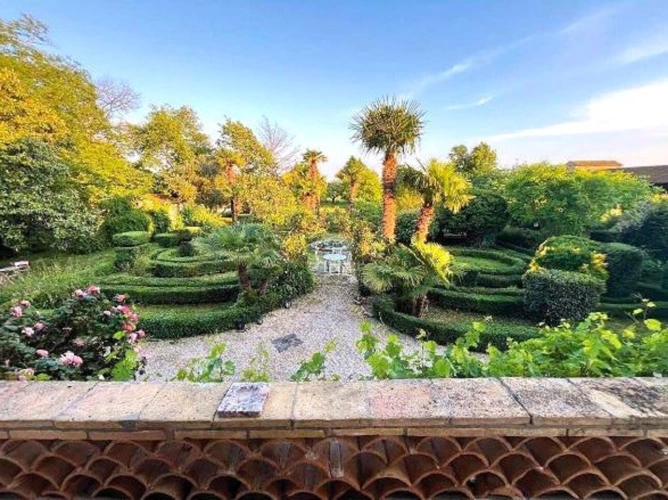 Photos 1 - Prestige - Un château d'exception au coeur du Gaillacois
