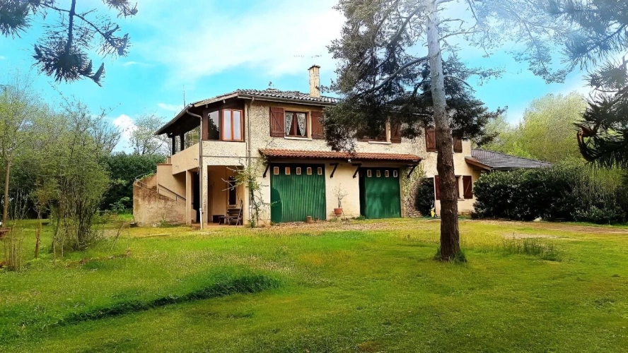 Photos 1 - Prestige - Maison 249 M2 sur terrain 3 hectares