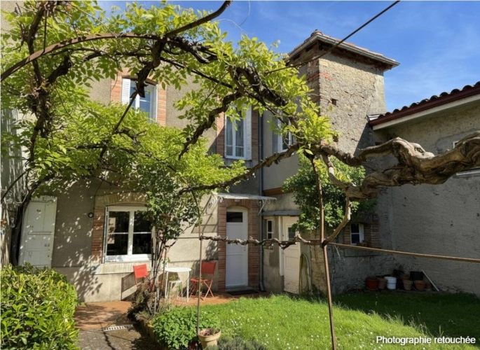 Photos 1 - Prestige - Charmante maison de caractère au coeur du village