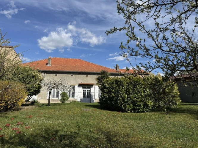 Photos 8 - Prestige - Charmante maison de caractère au coeur du village