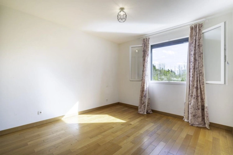 Photos 15 - Prestige - Propriété de standing, 8 pièces, 5 chambres avec piscine et jardin