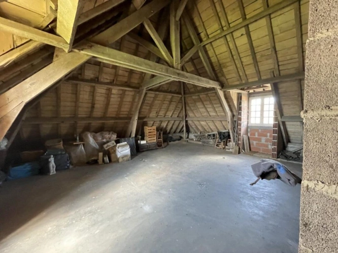 Photos 12 - Rural - Unique Property with 8 Hectares of Land, Pond, and Stunning Views