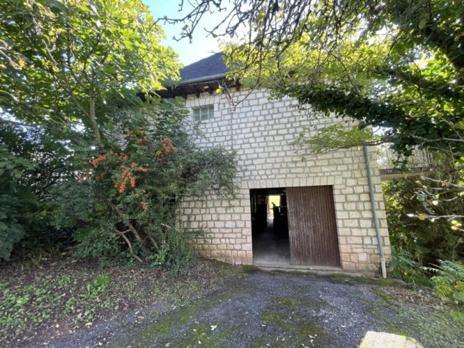 Photos 15 - Rural - Unique Property with 8 Hectares of Land, Pond, and Stunning Views