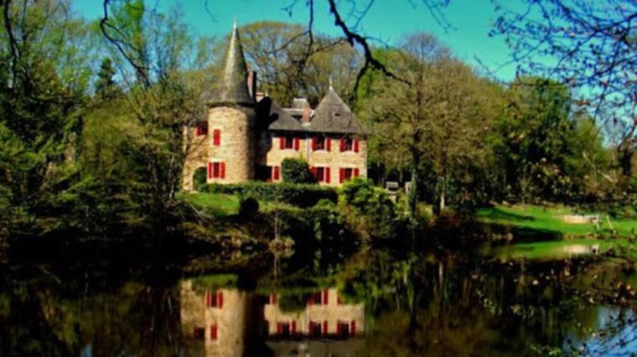Photos 9 - Prestige - Magnifique château restauré du XIVe siècle à Lagraulière - Un joyau historique au coeur de la Corrèze