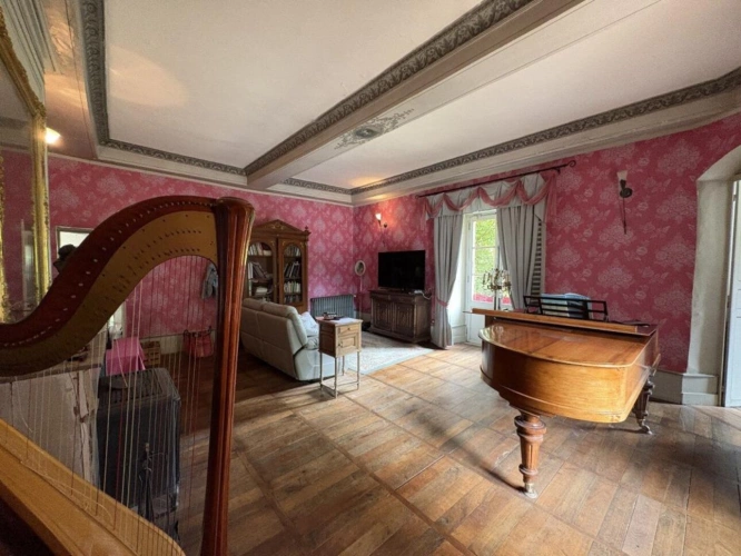 Photos 17 - Prestige - Magnifique château restauré du XIVe siècle à Lagraulière - Un joyau historique au coeur de la Corrèze