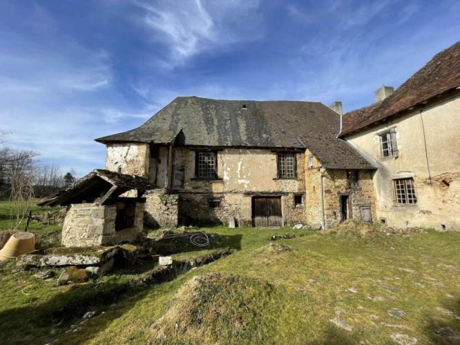 Photos 1 - Rurale - Ancienne maison, membre de la Commanderie d'Ayen - Un bien d'exception!