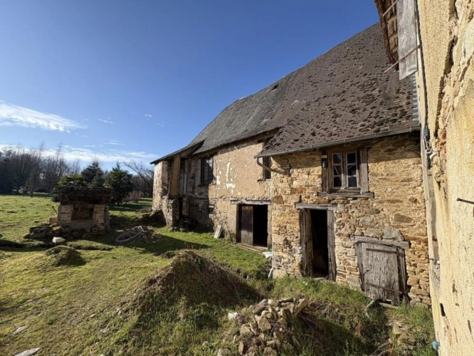 Photos 18 - Rurale - Ancienne maison, membre de la Commanderie d'Ayen - Un bien d'exception!