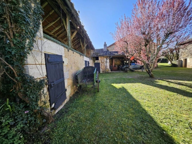 Photos 4 - Rurale - Maison de plain-pied au charme intemporel proche de Perigueux