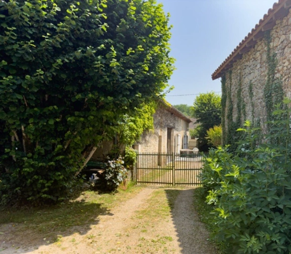 Photos 18 - Rurale - Maison de plain-pied au charme intemporel proche de Perigueux