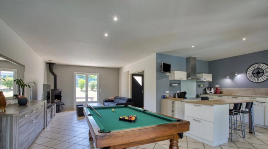 Photos 2 - Rurale - Maison avec piscine, entre ville et campagne, cadre privilégié en Dordogne