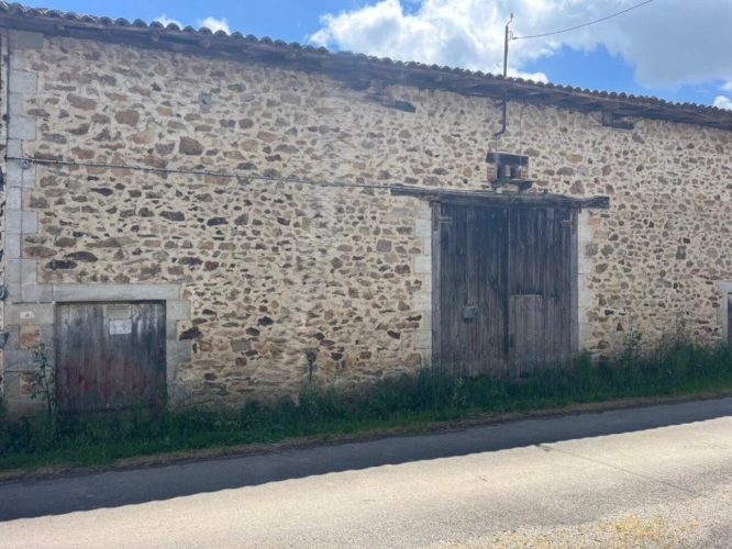 Photos 2 - Rurale - Grange de 200 m² dans un hameau proche d'Oradour sur vayres et de Rochechouart