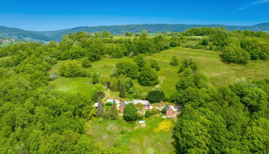 Photos 2 - Rurale - Maison de campagne sur 4.7 hectares - Nauviale