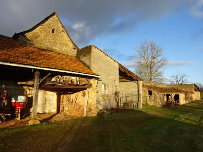 Photos 17 - Rurale - RIGNAC-CORPS DE FERME AVEC DEPENDANCES