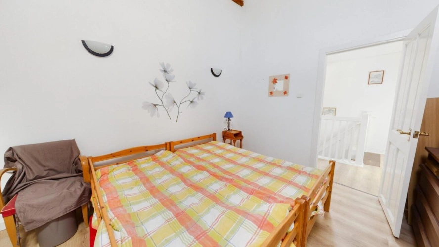 Photos 9 - Rurale - Maison à la campagne T5 de138 m² - Aubin