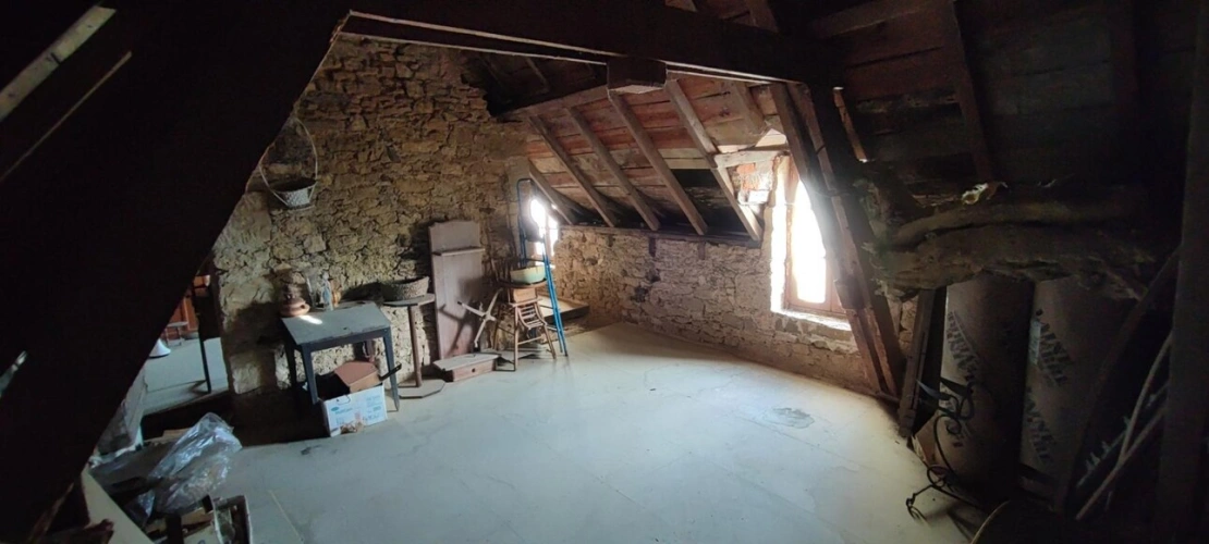 Photos 16 - Prestige - Maison de pays en pierre T4 avec dépendances