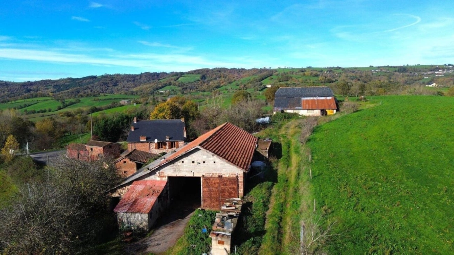 Photos 3 - Rurale - Corps de ferme de caractère avec + de 25 hectares + plusieurs dépendances