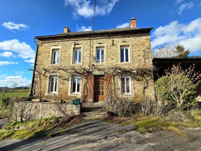 Photos 1 - Rurale - Ancien corps de ferme en pierres dans un environnement calme isolé