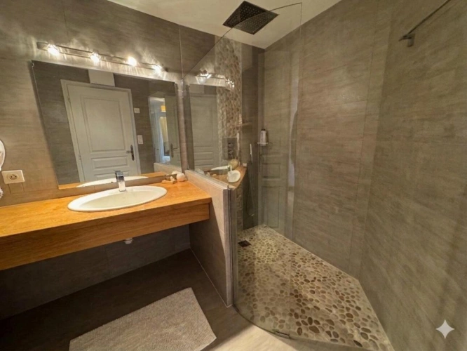Photos 7 - Prestige - Propriété de 415 m² avec gîte et espace bien être